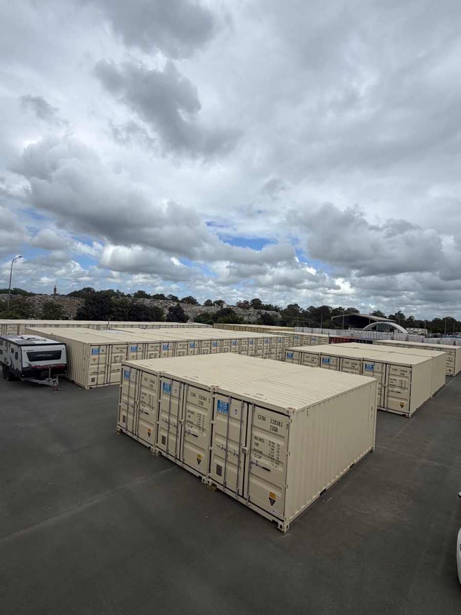 picture of shipping containers at our Storage Land Archerfield site